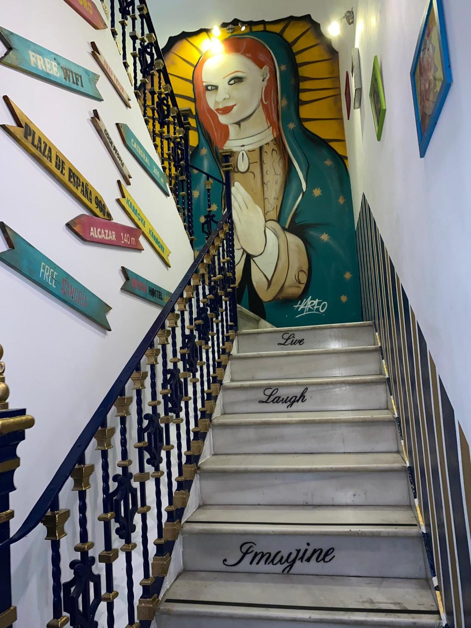 Rio Hostel เซบีญา ภายนอก รูปภาพ