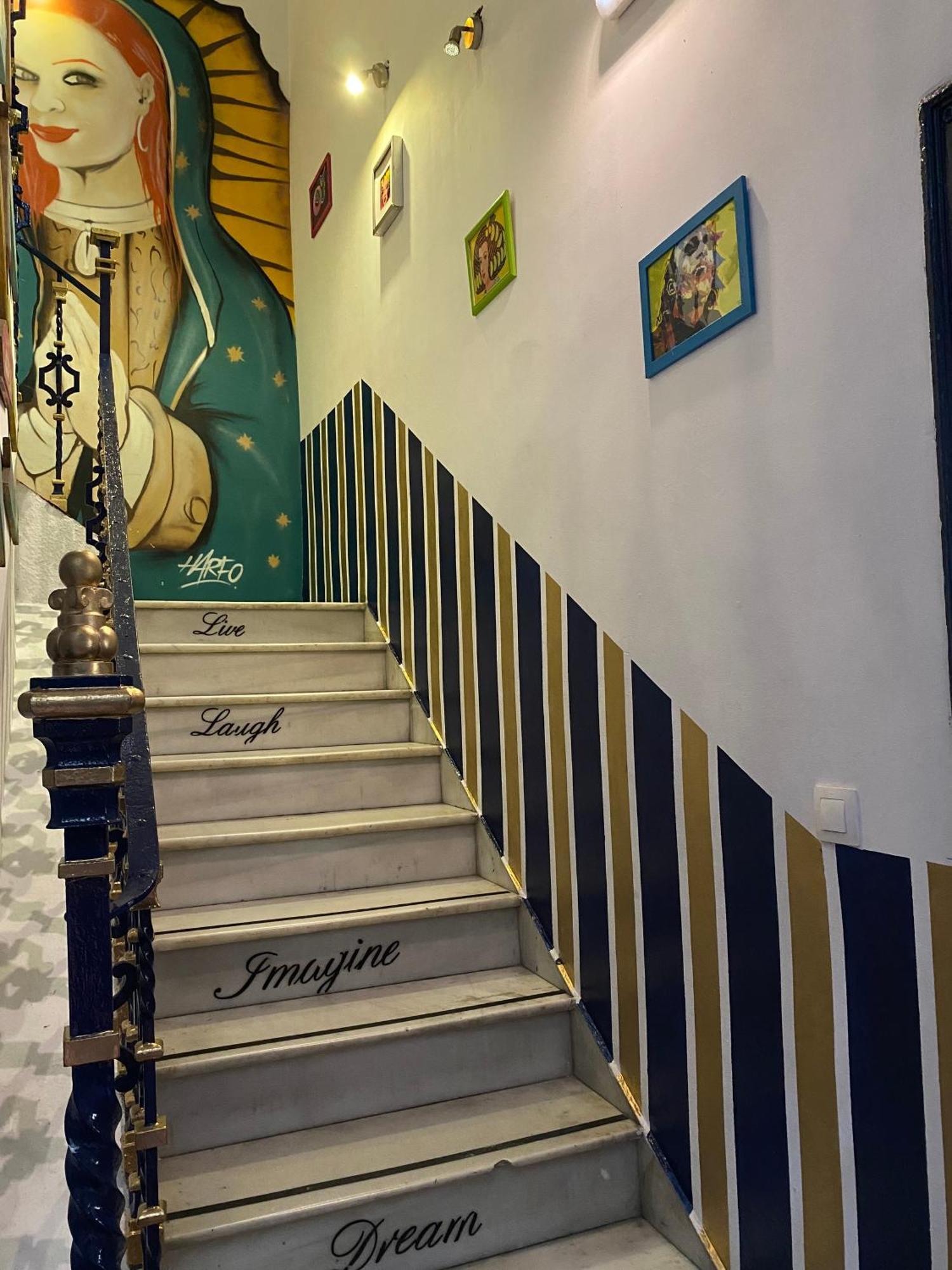 Rio Hostel เซบีญา ภายนอก รูปภาพ