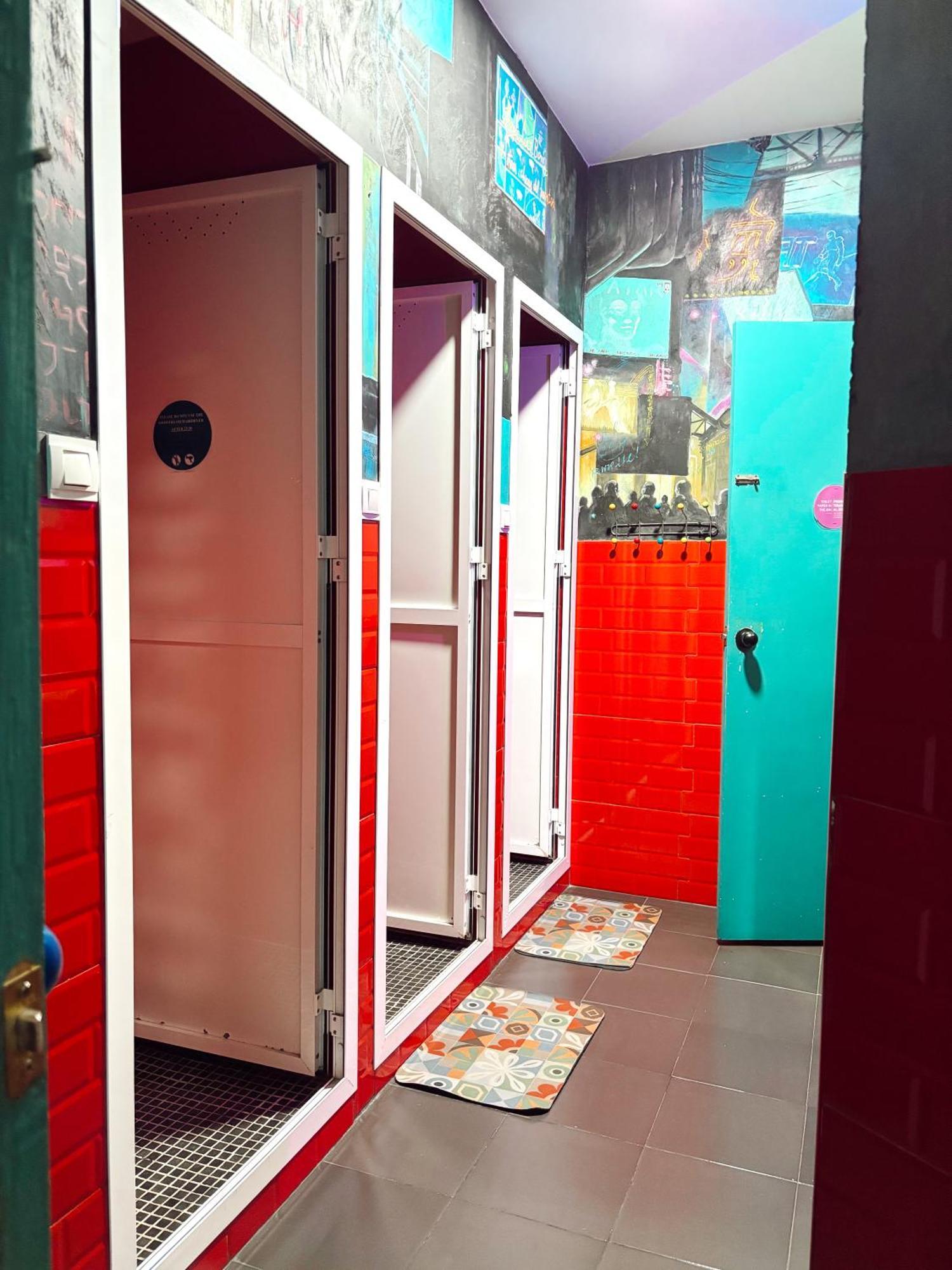 Rio Hostel เซบีญา ภายนอก รูปภาพ