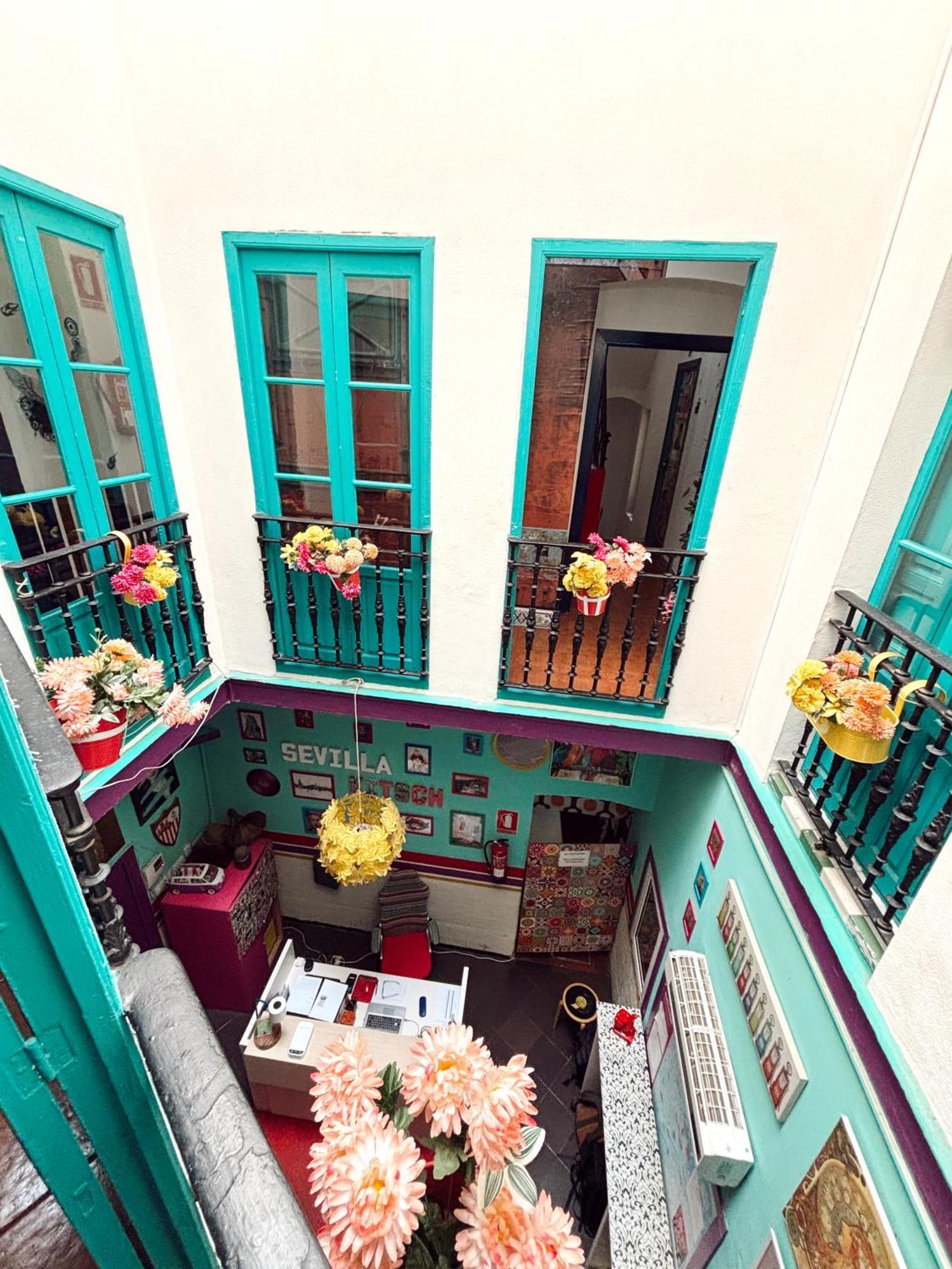 Rio Hostel เซบีญา ภายนอก รูปภาพ