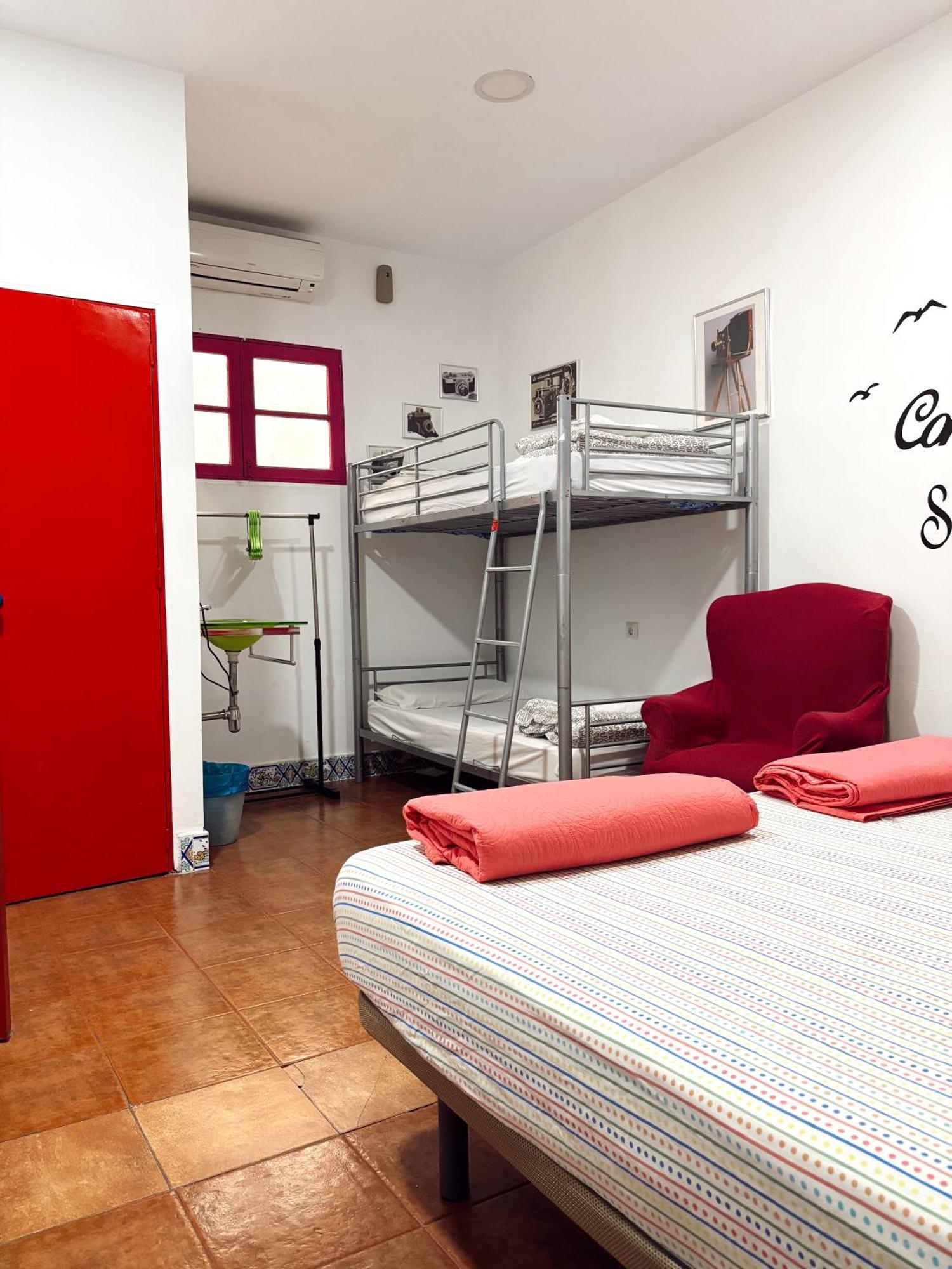 Rio Hostel เซบีญา ภายนอก รูปภาพ