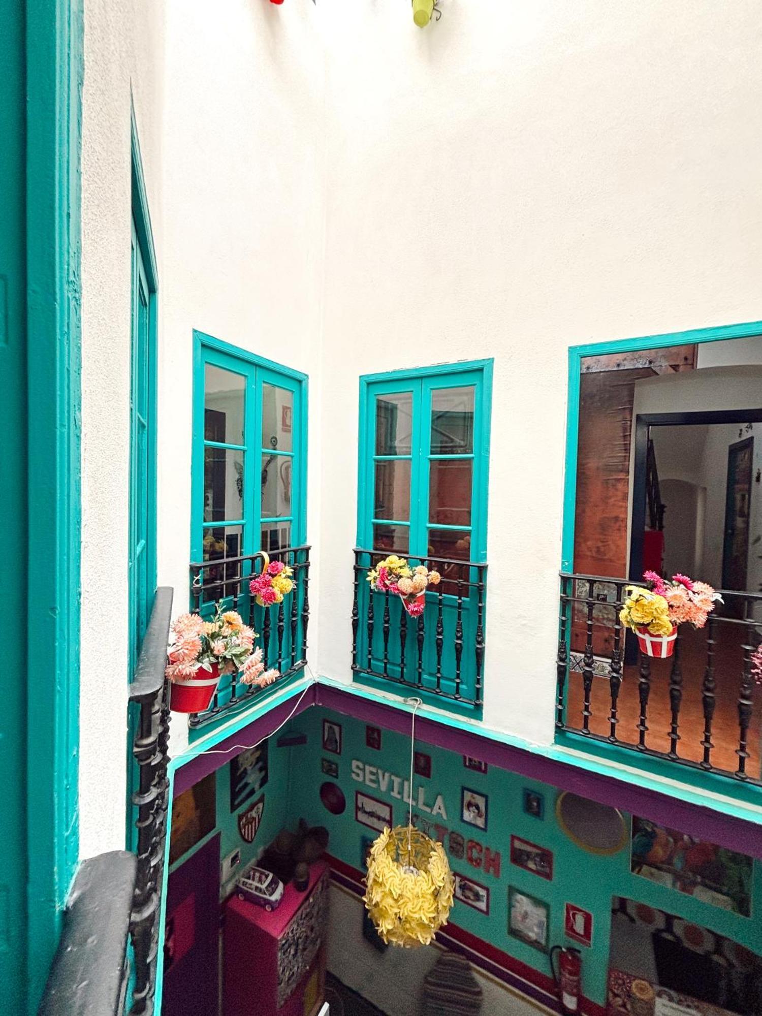 Rio Hostel เซบีญา ภายนอก รูปภาพ